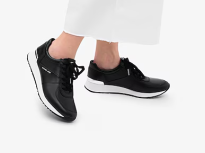 Machael Kors kengat TRE